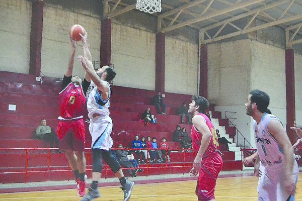 Riojano dio la sorpresa ante San Martín