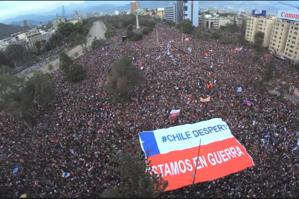 Más De Un Millón De Personas Participa De La Marcha Más Grande De Chile Nueva Rioja