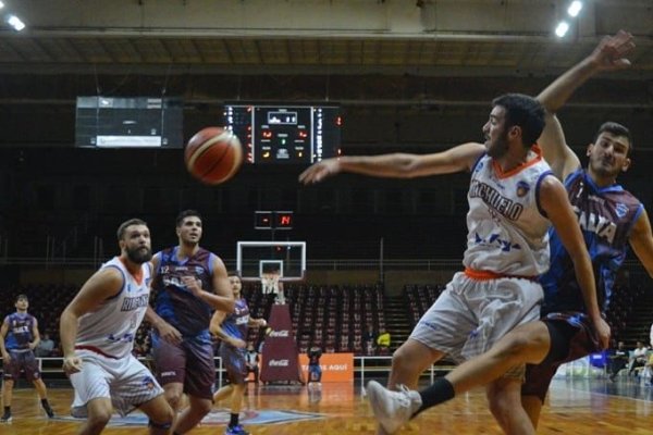Riachuelo arranca la burbuja ante Echagüe de Paraná