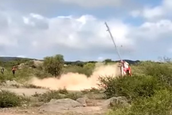 Un piloto de Rally protagonizó un tremendo vuelco en Chepes