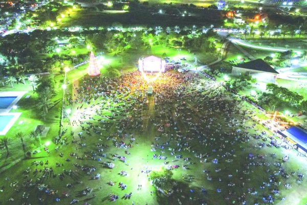 Multitudinaria Chaya en el Parque de la Ciudad