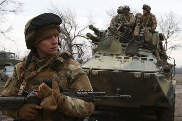 Fuerzas rusas y ucranianas pelean cerca de Kiev y en Chernobil