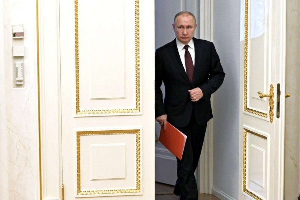 Tras restringir Facebook, Putin dio de baja Twitter en medio de la guerra con Ucrania