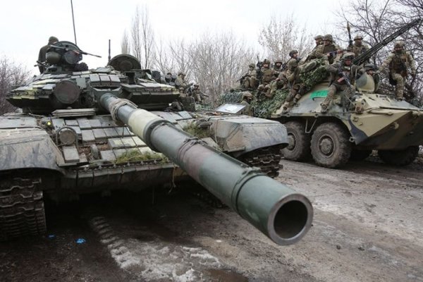 Rusia anticipó más ataques a Kiev: avanza con una columna de 60 kilómetros de artillería
