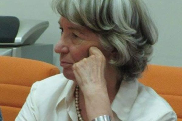 Distinguen a la creadora del Museo de la Ciudad