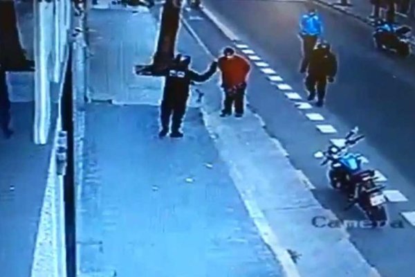 Procesan a dos policías de la Ciudad por encubrir a otro efectivo que mató de una patada
