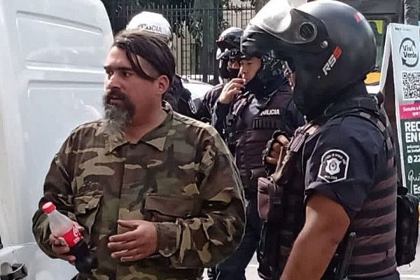 Un hombre condujo de Neuquén a La Plata con un rifle y dijo que quería matar a Cristina Kirchner
