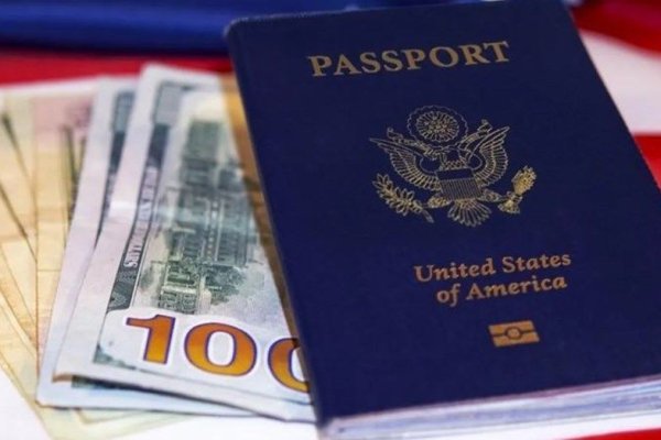 Detenidos por falsificar documentaciones para acceder a la visa estadounidense