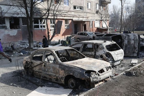 Rusia mantiene los ataques aéreos y sufre contraofensivas en el Donbass