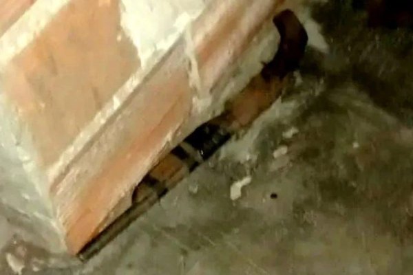 Tras discutir con su pareja, le disparó con una escopeta a ella y a su hijo de 6 años