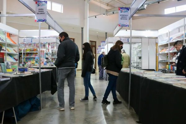 Programación del domingo en la Feria del Libro 2022