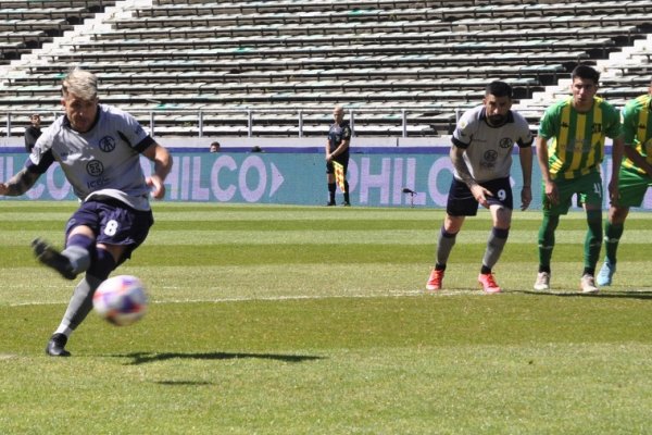 Aldosivi cayó ante Talleres en su último partido en Mar del Plata antes del descenso