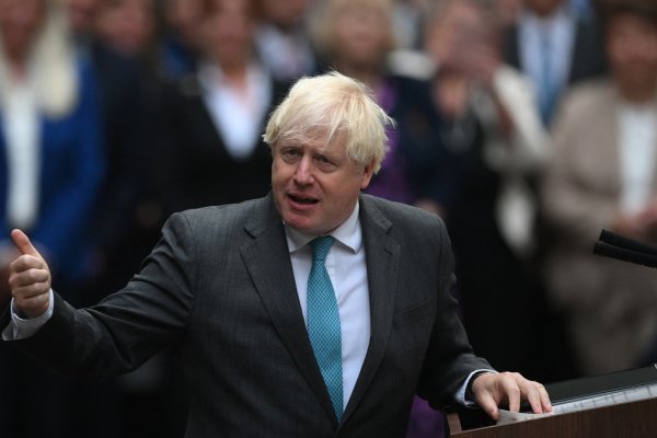 Boris Johnson volvió a Londres y crecen los rumores sobre su candidatura a primer ministro