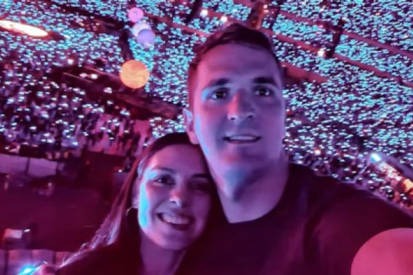 Le propuso casamiento en pleno de show de Coldplay y la historia se hizo viral