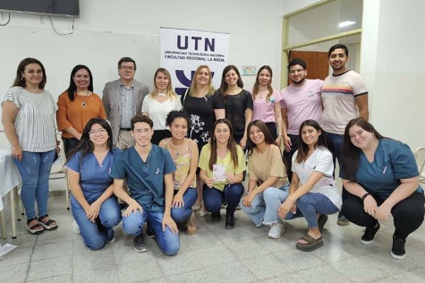 UNLaR y UTN concretaron actividad interuniversitaria sobre Cáncer de Mama