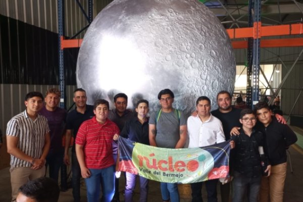 Alumnos de Núcleo del Conocimiento Villa Unión se destacaron en un proyecto de lucha entre robots