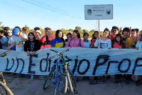 Bicicletearon para pedir por un edificio propio