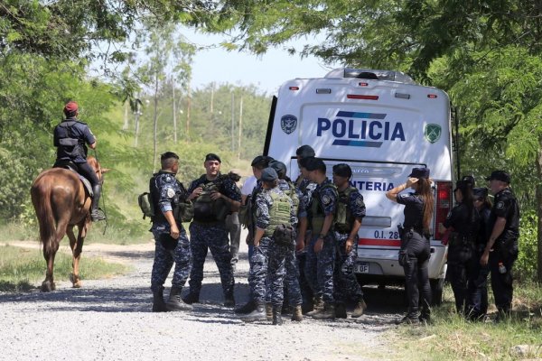 La Plata: Rastrillan un descampado en busca de una mujer que desapareció el domingo