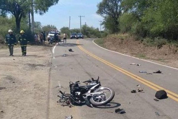 Murió un motociclista de 70 años tras chocar contra un ómnibus en Cordoba