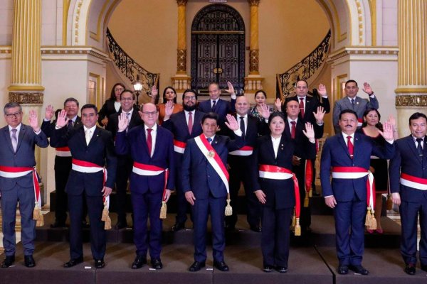 El presidente de Perú presentó a su nuevo Gabinete