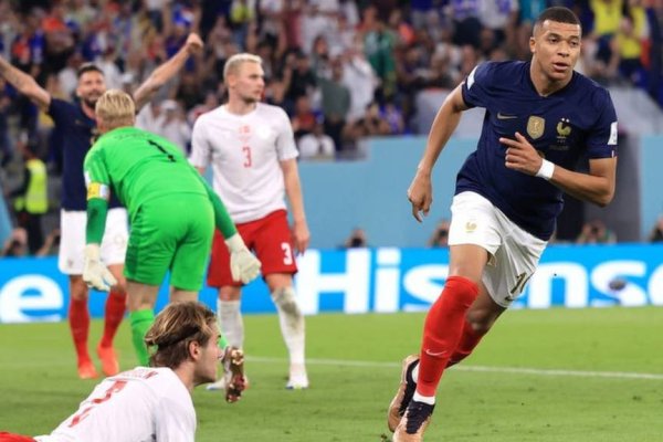 Francia le ganó a Dinamarca de la mano de Mbappé y es el primer clasificado a los octavos de final