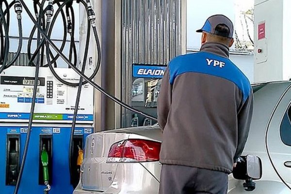 YPF se sumó a las otras petroleras y aumentó un 4% el precio de sus combustibles