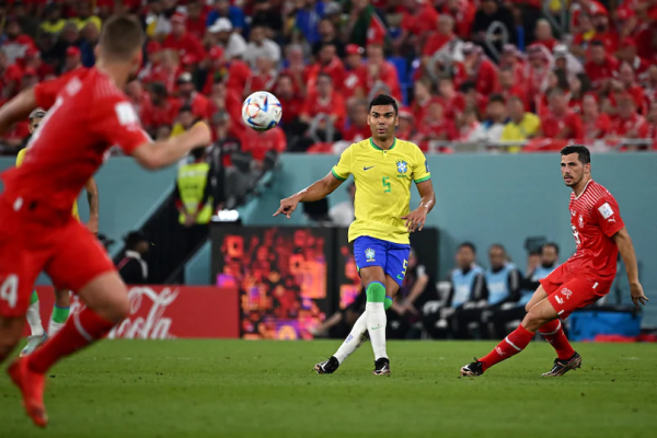Brasil le ganó a Suiza en un duro partido y se clasificó a los octavos de final del Mundial