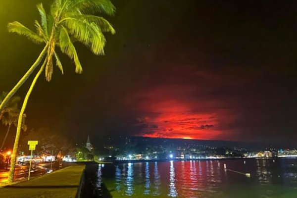El volcán más grande del mundo entró en erupción