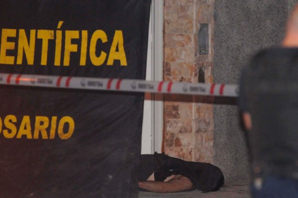 Acribillaron a balazos a un hombre en Rosario e investigan si fue un ajuste de cuentas