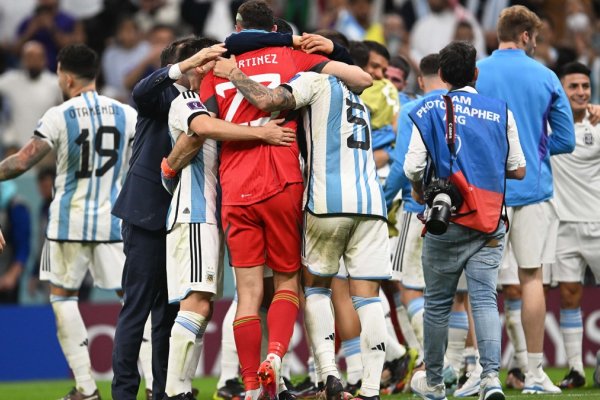 Argentina sufrió hasta los penales, pero está en semifinales