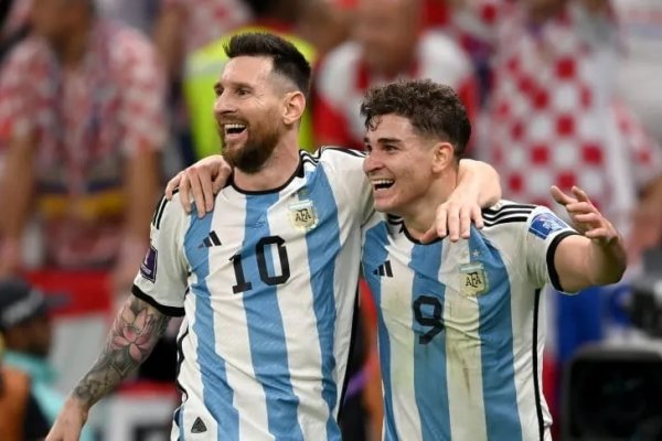 Argentina se floreó ante Croacia y jugará la final