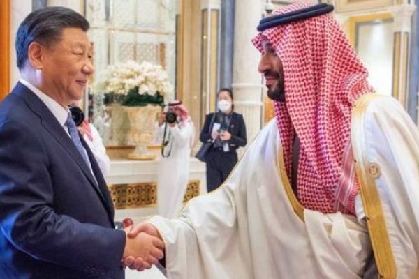 Aumenta China su influencia entre las monarquías petroleras