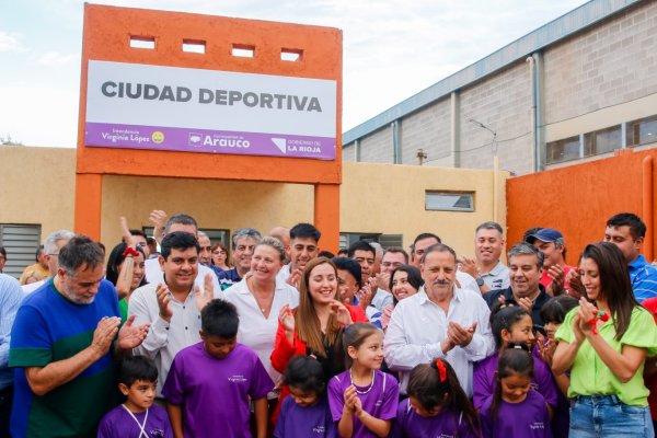 Quintela inauguró la primera etapa de la Ciudad Deportiva en Arauco