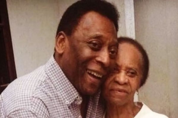 La madre de Pelé: 100 años y el dolor por la pérdida del Rey