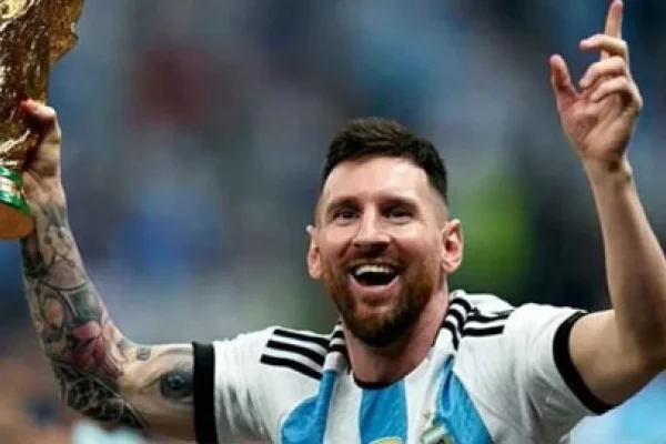 Messi fue elegido el mejor del 2022 y dejó segundo a Mbappé