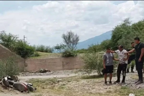 Un motociclista cayó por un barranco y perdió la vida en Catamarca