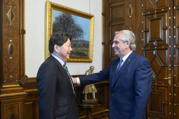 Alberto Fernández recibió al canciller de Japón para profundizar el vínculo bilateral
