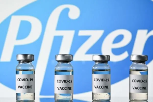 EEUU dice que la vacuna COVID de Pfizer estaría vinculada a accidentes cerebrovasculares en ancianos