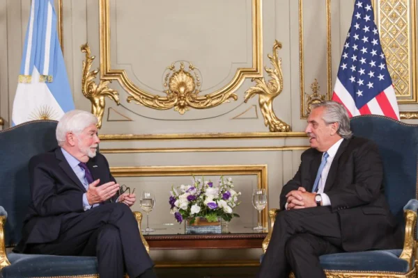 Alberto Fernández se reunió con el enviado de Biden y asesor para las Américas de Estados Unidos