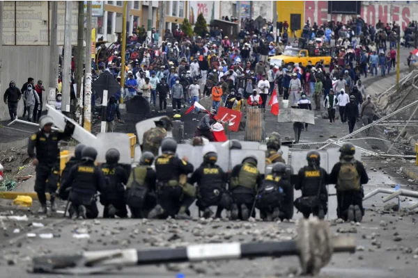 Crisis en Perú: el llamado de Boluarte a una 