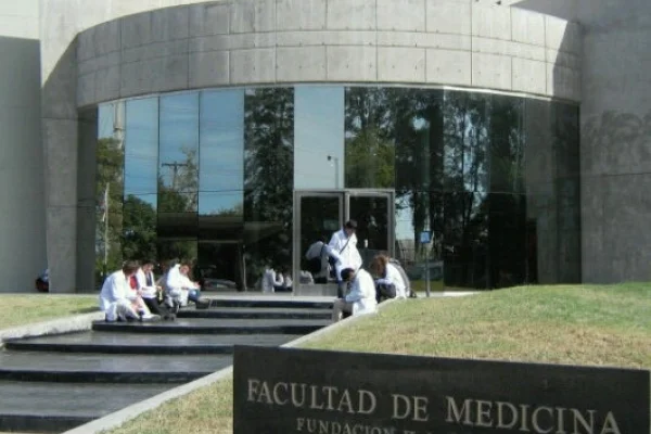 Fundación Barceló presenta un Doctorado, tres Maestrías y dos Especializaciones