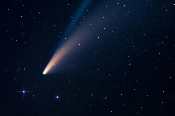 Día y horario para ver el cometa verde que pasará por Argentina