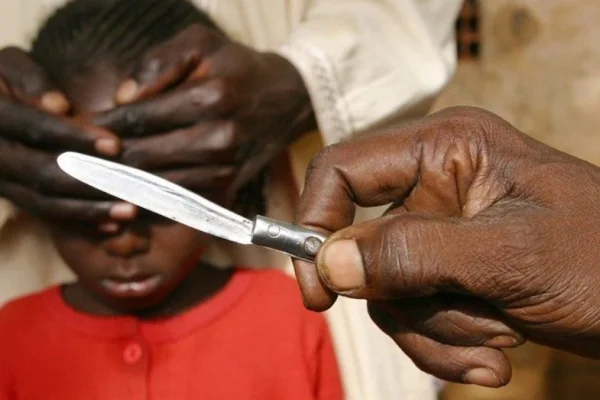 Unos 4,3 millones de niñas corren riesgo de mutilación genital, advierte la ONU
