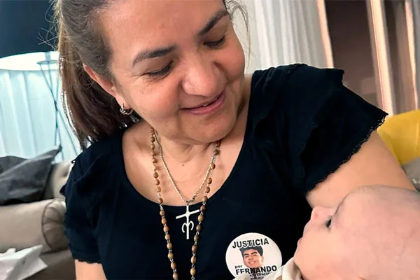 Graciela Báez visitó a la beba de Burlando y Barby Franco