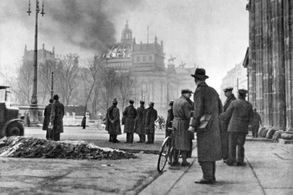 A 90 años del incendio del Reichstag