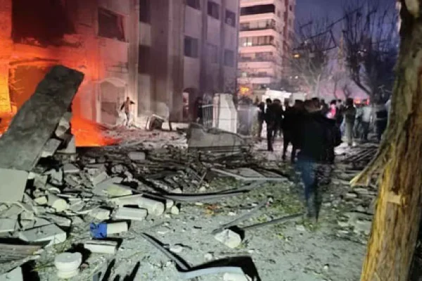 Misil israelí impactó en un edificio en el centro de Damasco