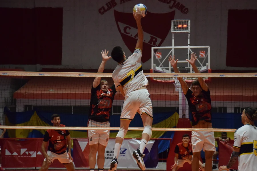 Libertad dio uno de los batacazos ante Boca.