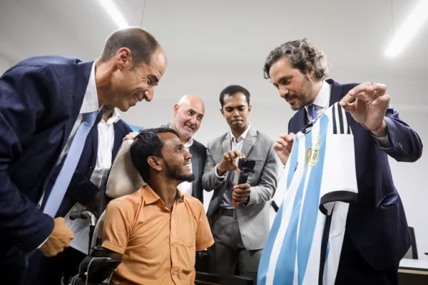 Tras el furor por la Selección en el Mundial, se inauguró la embajada argentina en Bangladesh