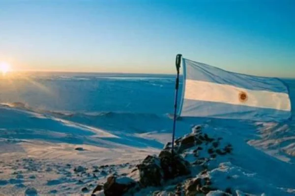 Argentina desplegó dos nuevos refugios para hacer Ciencia en la Antártida