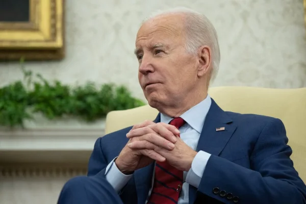 Biden fue operado con éxito de un carcinoma